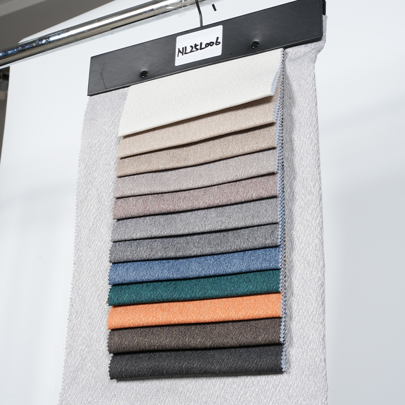 Ohut kaltevat raidat Jacquard-polyesteri sohvakangas Ohut kaltevat raidat Jacquard-polyesteri sohvakangas